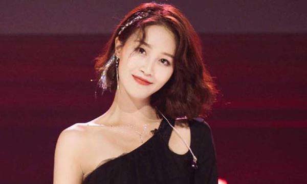 藍盈（yíng）瑩