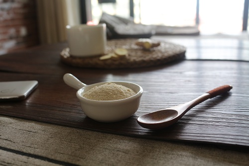 生薑椰子粉和糯(nuò)米(mǐ)搭(dā)配做成椰汁飯